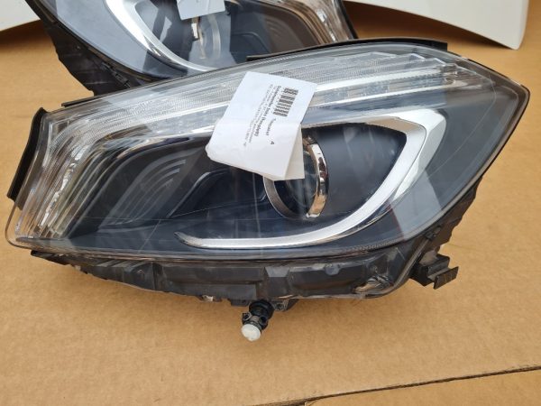 Far stanga complet bi-xenon cu led Mercedes A Class 2015 facelift W176 A1768201161KZ la 0 km - Dezmembrari Auto