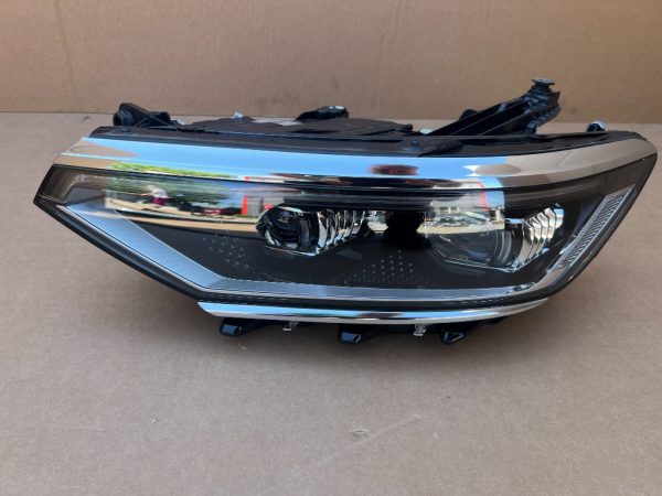 Far stanga complet MATRIX VW Passat B8.5 din 2023 la 0 km 3G1941081T 3G1 941 081 T - Dezmembrari Auto