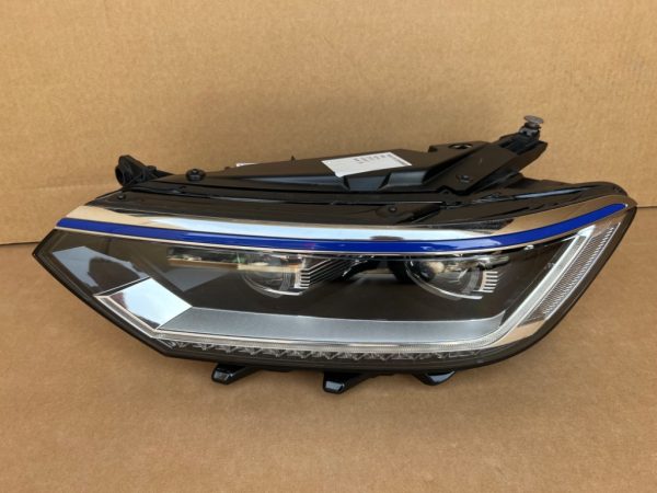 Far stanga led adaptiv VW Passat B8 GTE din 2016 3G2941081A 3G2 941 081 A 90065105 - Dezmembrari Auto