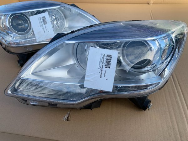 Far xenon complet stanga Mercedes R-Class R400 W251 facelift 2015 A2518206761 - Dezmembrari Auto