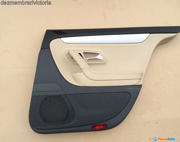Fata usa tapiterie usa dreapta spate VW Passat CC piele crem / bej - Dezmembrari Auto