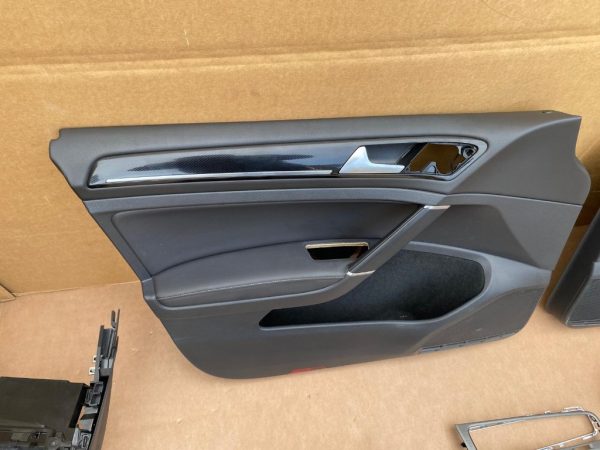 Fete usi piele fata stanga dreapta VW Golf 7 cu lumini ambientale - Dezmembrari Auto - imagine 3