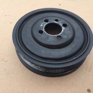 Fulie motor VW Golf 7 2.0 tdi 04L 105 243 04L105243 - Dezmembrari Auto
