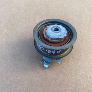 Fulie VW Passat B8 1.4 tsi 04E109479A 04E 109 479 A - Dezmembrari Auto
