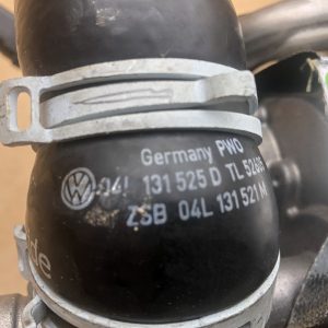 04L131525D 04L 131 525 D Furtun VW Passat B8 - Dezmembrari Auto