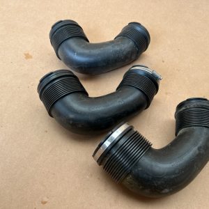 Furtun admisie aer VW Touareg CR Audi Q7 4M Q8 059129616B 059 129 616 B - Dezmembrari Auto