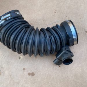 Furtun aer VW Passat B8 2.0 tdi 2023 3Q0129654S 3Q0 129 654 S la 0 km - Dezmembrari Auto