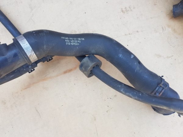 Furtun apa Audi A3 8P 1.6 tdi 1K0121156DS 1K0 121 156 DS - Dezmembrari Auto