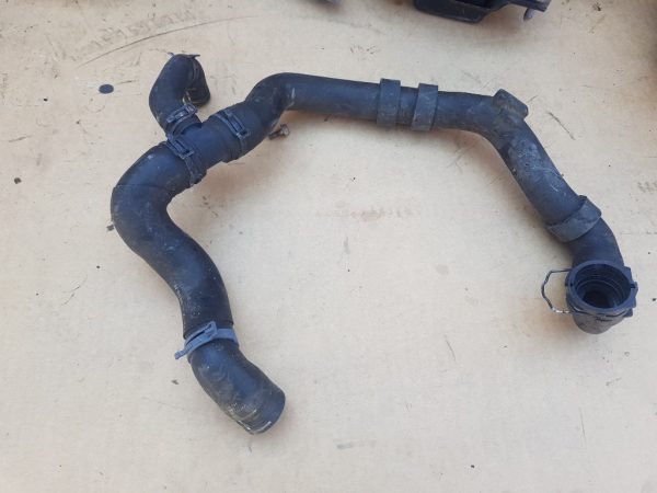 Furtun apa Audi A3 8P 1.6 tdi 1K0122051FR 1K0 122 051 FR - Dezmembrari Auto