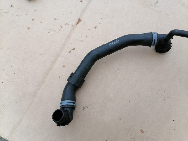 Furtun apa Audi A3 8V 2.0 tdi 5Q0122101AJ 5Q0 122 101 AJ - Dezmembrari Auto