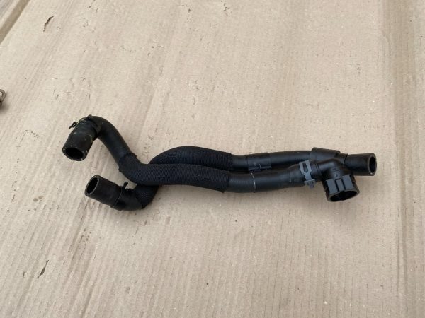 Furtun apa VW Caddy Ford Tourneo Connect 2023 3Q0121156D 3Q0 121 156 D la 0 km - Dezmembrari Auto