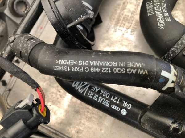Furtun apa VW Jetta 2016 2.0 tdi 5Q0122449C 5Q0 122 449 C - Dezmembrari Auto