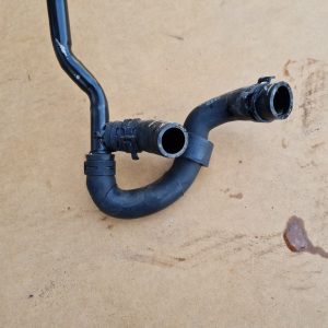 Furtun apa VW Jetta 2017 2.0 tdi 04L122058D 04L 122 058 D la 0 km - Dezmembrari Auto