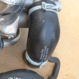 04L131525A 04L 131 525 A Furtun apa VW Passat B8 - Dezmembrari Auto