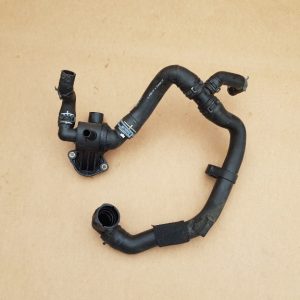 Furtun apa VW Passat CC 2.0 tdi 3AA122051A 3AA 122 051 A - Dezmembrari Auto
