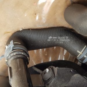 Furtun apa VW Passat CC 2.0 tdi 5N0121051A 5N0 121 051 A - Dezmembrari Auto