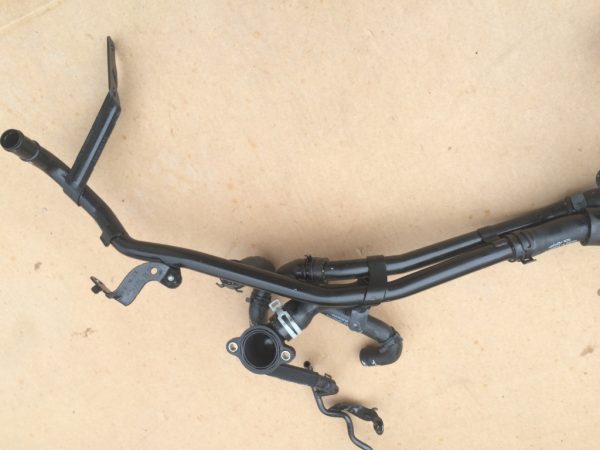 Furtun apa VW Passat CC 5Q0121054AM 5Q0 121 054 AM - Dezmembrari Auto