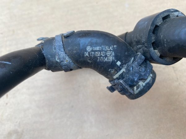 Furtun apa VW Sharan 7N Seat Alhambra 2 2.0 tdi 04L121058AD 04L 121 058 AD - Dezmembrari Auto