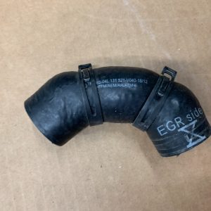 Furtun Audi A3 8V 2.0 tdi 04L131521 04L 131 521 - Dezmembrari Auto