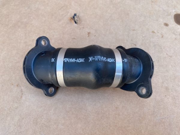 Furtun EGR VW Passat B8 2.0 tdi 2023 05L131521B 05L 131 521 B la 0 km - Dezmembrari Auto