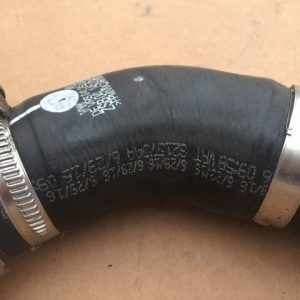 Furtun intercooler turbo VW Golf 7 2.0 tdi 04L145762AD 04L 145 762 AD - Dezmembrari Auto