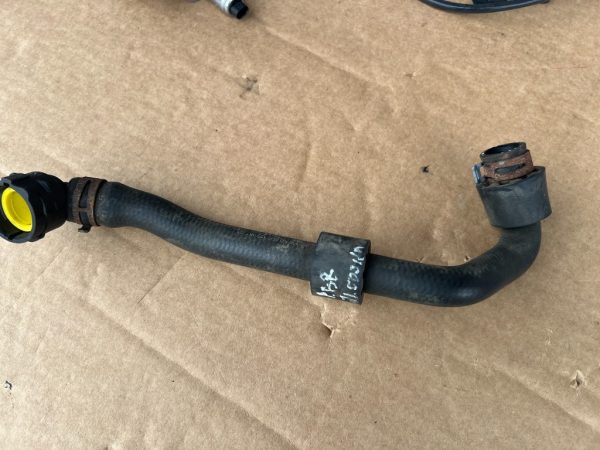 Furtun radiator VW Passat B8 5q0122051bd 5q0 122 051 bd - Dezmembrari Auto