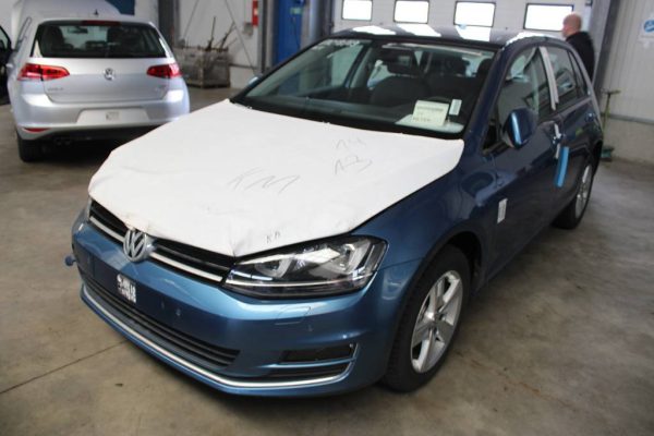 Rulment stanga dreapta fata VW Golf 7 2016 8V0498625 8V0 498 625 5WA407621 5WA 407 621 la 0 km - Dezmembrari Auto