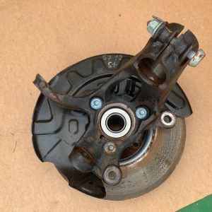 Fuzeta stanga fata VW Golf 7 2019 5Q0407255Q 5Q0407255R la 0 km - Dezmembrari Auto