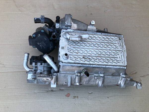 Galerie admisie intercooler VW Arteon 2.0 tdi 240 cp 03N129766C 03N 129 766 C - Dezmembrari Auto