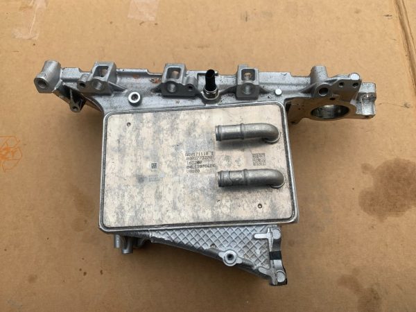Galerie intercooler VW Arteon 2.0 tdi 04L129766BK 04L 129 766 BK la 0 km - Dezmembrari Auto