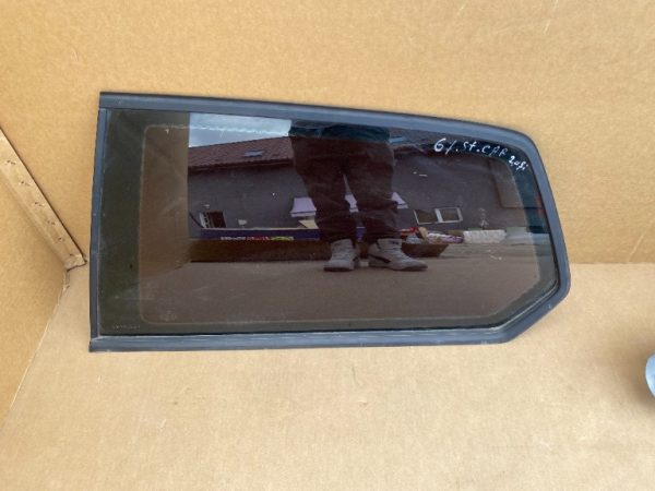 Geam caroserie stanga spate VW Golf 7 2 usi coupe - Dezmembrari Auto