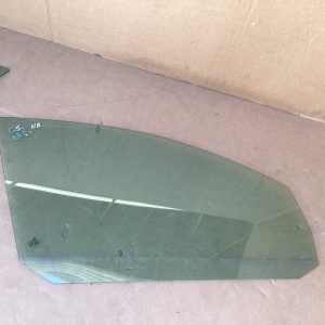 Geam dreapta fata VW Golf 5 hatchback 2003, 2004, 2005, 2006, 2007, 2008, 2009 - Dezmembrari Auto