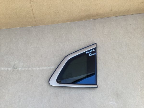 Geam fix caroserie ionizat aripa dreapta spate Nissan Qashqai din 2015 - Dezmembrari Auto
