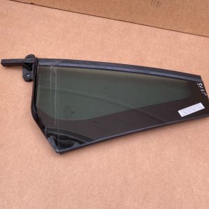 Geam fix stanga spate ionizat VW Passat B8 combi 2022 3G9845213 3G9 845 213 - Dezmembrari Auto