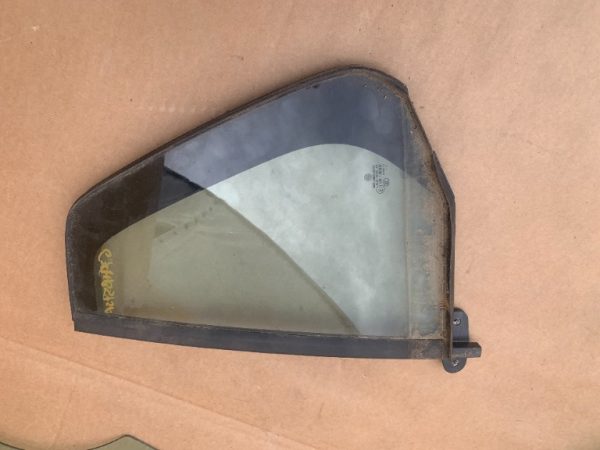 Geam fix usa stanga spate VW Golf 7 hatchback - Dezmembrari Auto