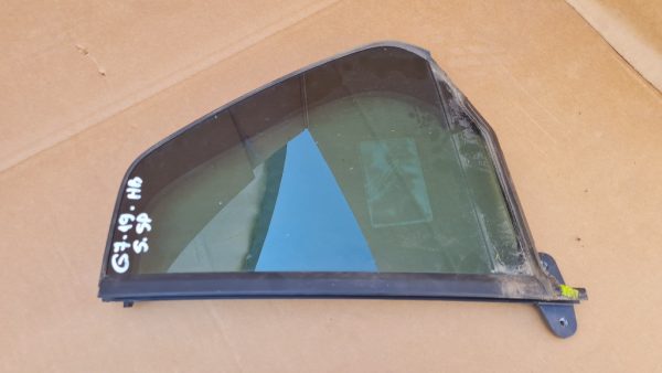 Geam ionizat fix usa stanga spate VW Golf 7 - Dezmembrari Auto