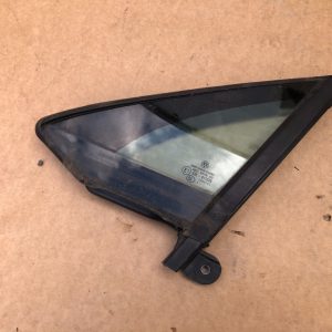 Geam mic stanga fata VW Passat B8 - Dezmembrari Auto