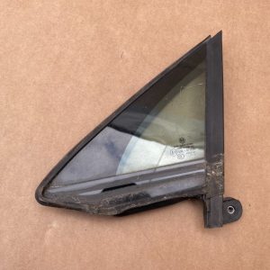 Geam mic usa stanga fata VW Passat B8 3G0845113C 3G0 845 113 C - Dezmembrari Auto