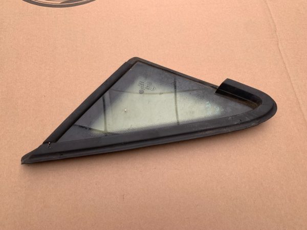 Geam mic fix usa stanga VW Golf 7 2 usi - Dezmembrari Auto