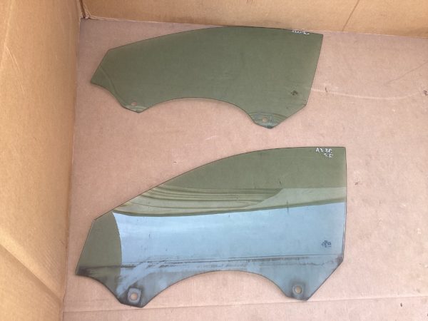 Geam stanga fata Audi A3 8P din 2004-2012 - Dezmembrari Auto
