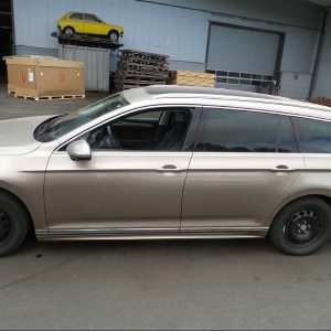 Geam usa dreapta fata VW Passat B8 combi variant - Dezmembrari Auto