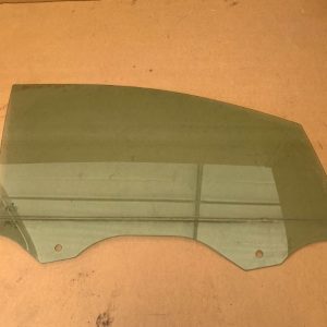 Geam usa dreapta fata VW Touran 2017 - Dezmembrari Auto