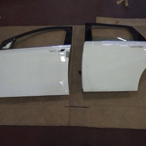 Geam usa stanga spate Mercedes B class din 2014 W246 - Dezmembrari Auto