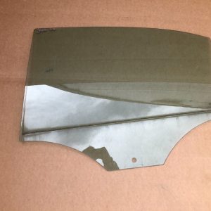 Geam usa stanga spate VW Jetta 2017 5C5035454A 5C5 035 454 A - Dezmembrari Auto