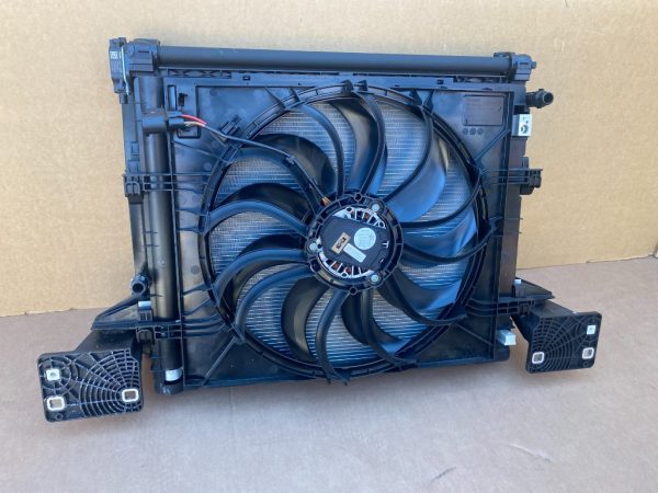 GMV ventilator cu carcasa VW ID4 ID.4 2023 1EA121203C 1EA 121 203 C 1EA816411A 1EA 816 411 A la 0 km - Dezmembrari Auto
