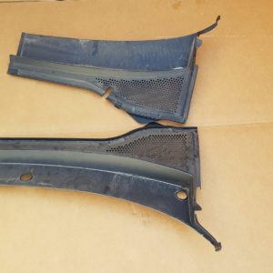 Grila grile stergatoare stanga dreapta VW Passat B8 3G1819403E 3G1819402E - Dezmembrari Auto