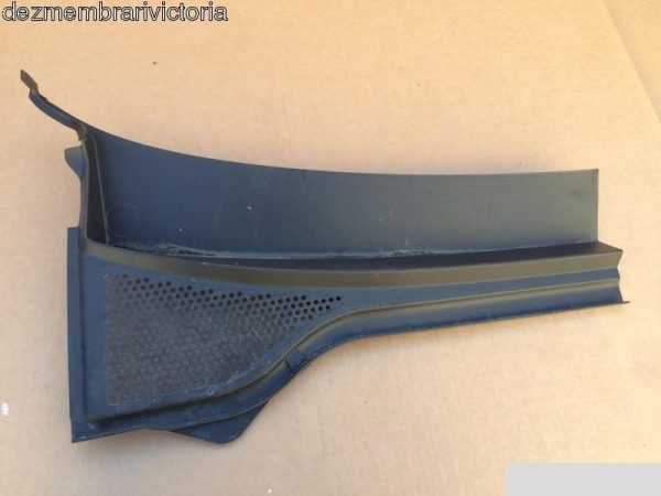 Grila parbriz dreapta VW Passat B8 2015 3G1819404A - Dezmembrari Auto