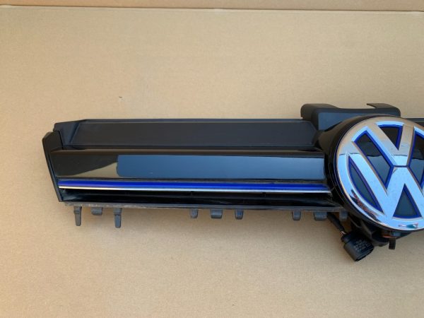 Grila radiator GTE VW Golf 7 2015 5GE853655B 5GE 853 655 B - Dezmembrari Auto - imagine 7