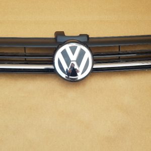 Grila radiator modelul cu distronic VW Golf 7 facelift 5G0853651CC 5G0853653Q - Dezmembrari Auto