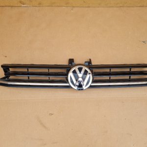 Grila radiator VW Touran 2017 5TA853651H 5TA 853 651 H - Dezmembrari Auto